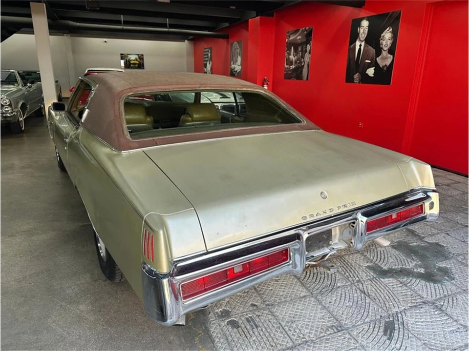 1969 Pontiac Grand Prix 2nd Gen - Image 23 of 31