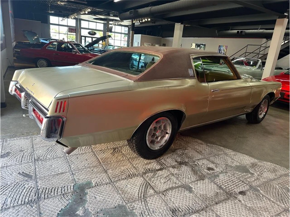 1969 Pontiac Grand Prix 2nd Gen - Image 18 of 31