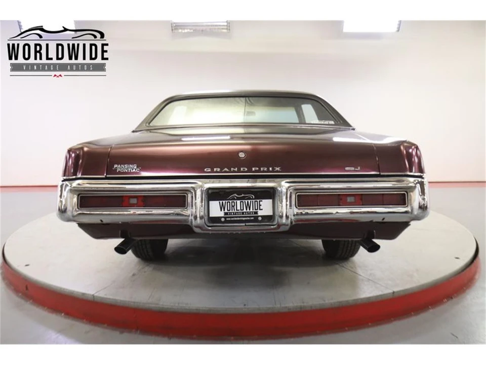 1969 Pontiac Grand Prix 2nd Gen - Image 17 of 31