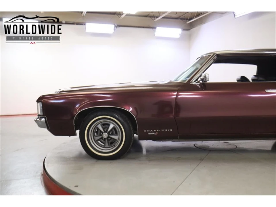 1969 Pontiac Grand Prix 2nd Gen - Image 7 of 31
