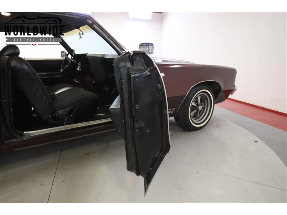 1969 Pontiac Grand Prix 2nd Gen - Image 29 of 31