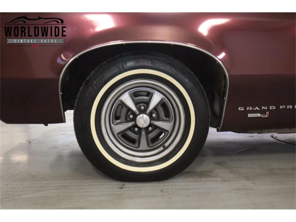 1969 Pontiac Grand Prix 2nd Gen - Image 12 of 31