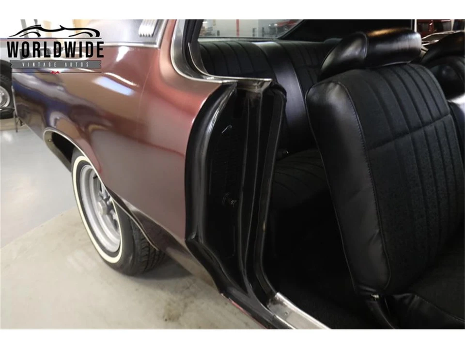 1969 Pontiac Grand Prix 2nd Gen - Image 30 of 31