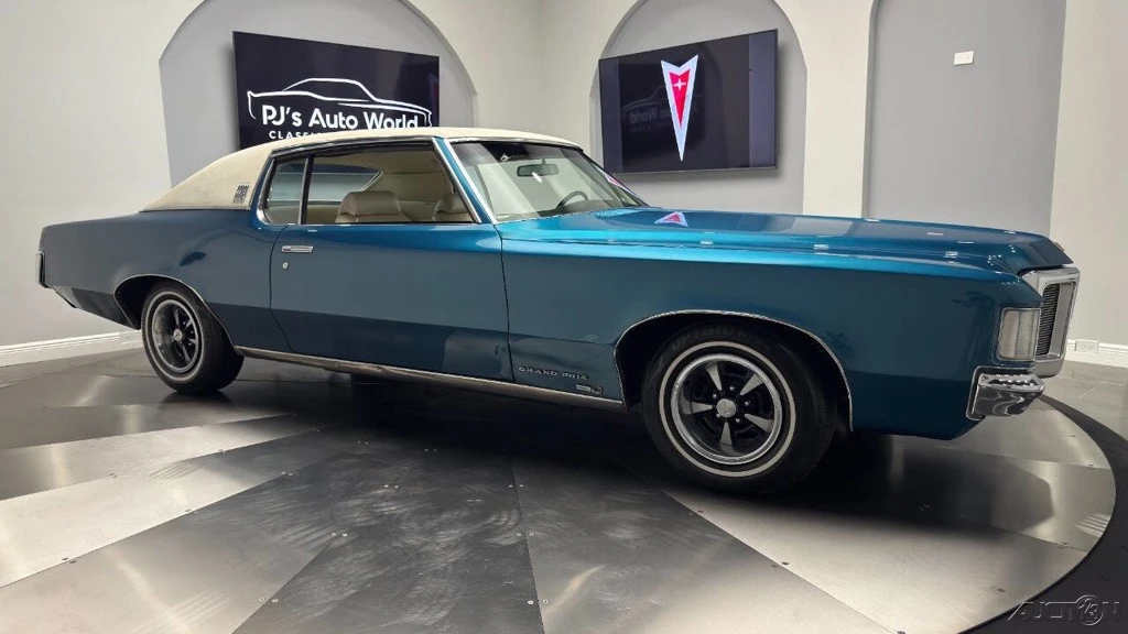 1969 Pontiac Grand Prix 2nd Gen - Image 12 of 24