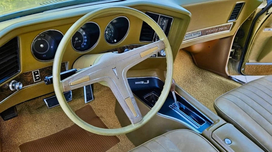 1969 Pontiac Grand Prix 2nd Gen - Image 17 of 25
