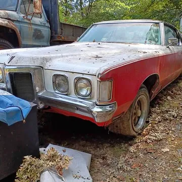 1969 Pontiac Grand Prix SE Coupe 2D