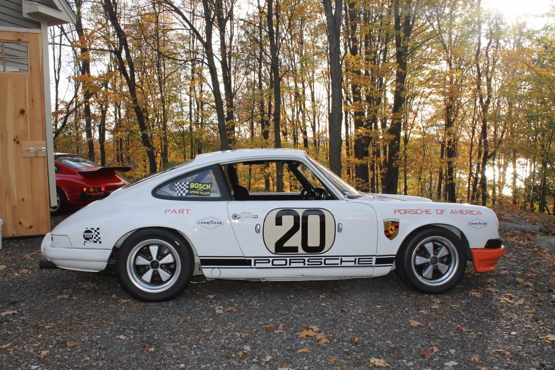 1969 Porsche 911 T F-Body LWB - Image 2 of 31