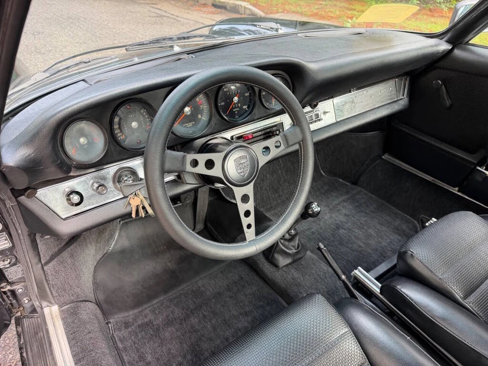 1969 Porsche 911 T F-Body LWB - Image 29 of 31
