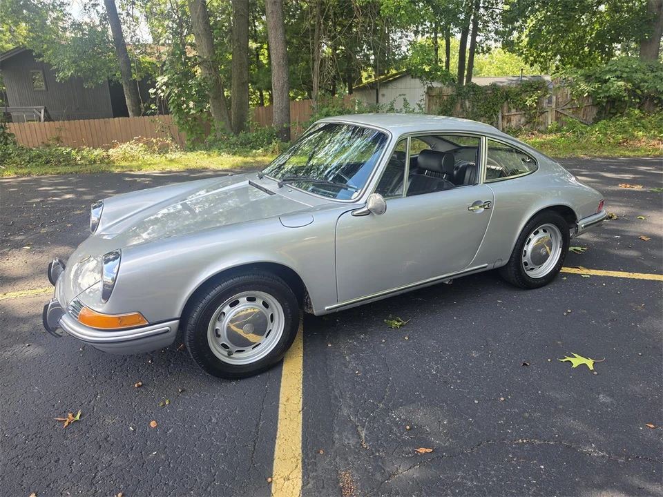 1969 Porsche 911 T F-Body LWB - Image 4 of 31