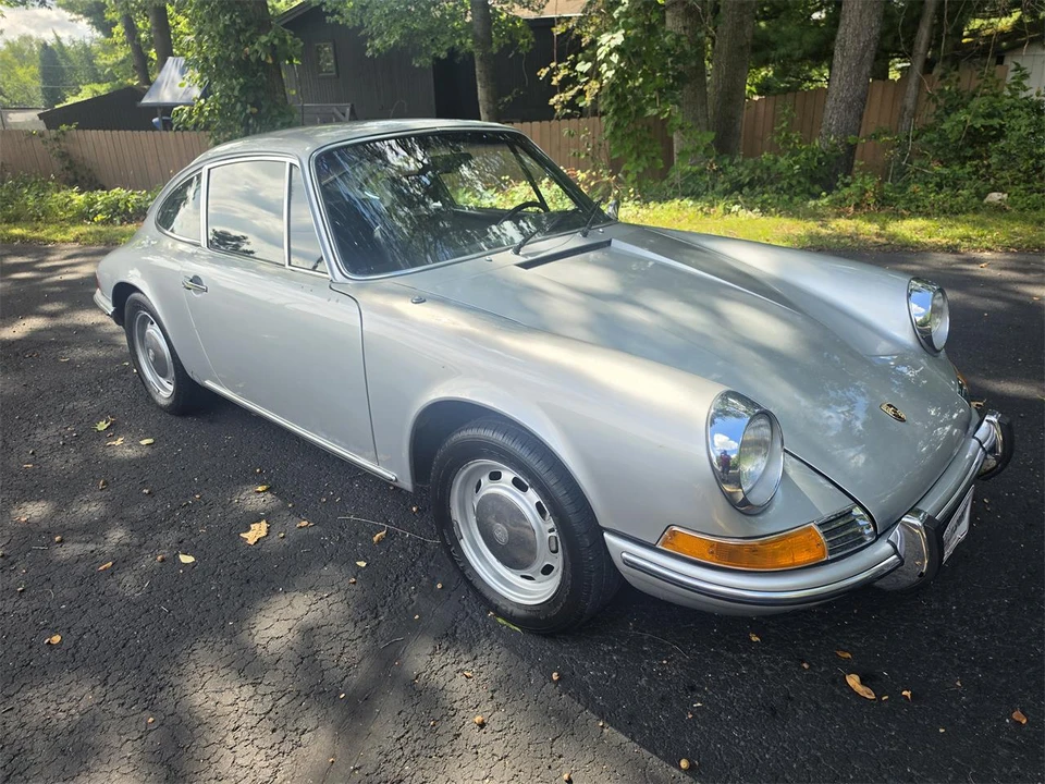 1969 Porsche 911 T F-Body LWB - Image 10 of 31
