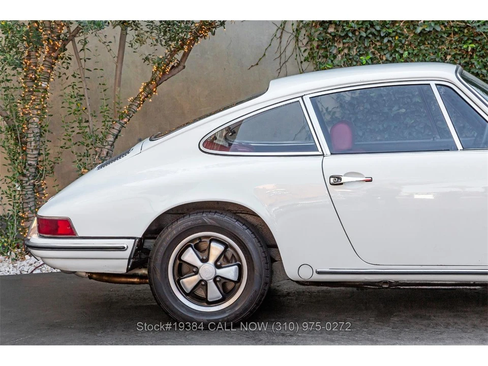 1969 Porsche 911 T F-Body LWB - Image 10 of 31
