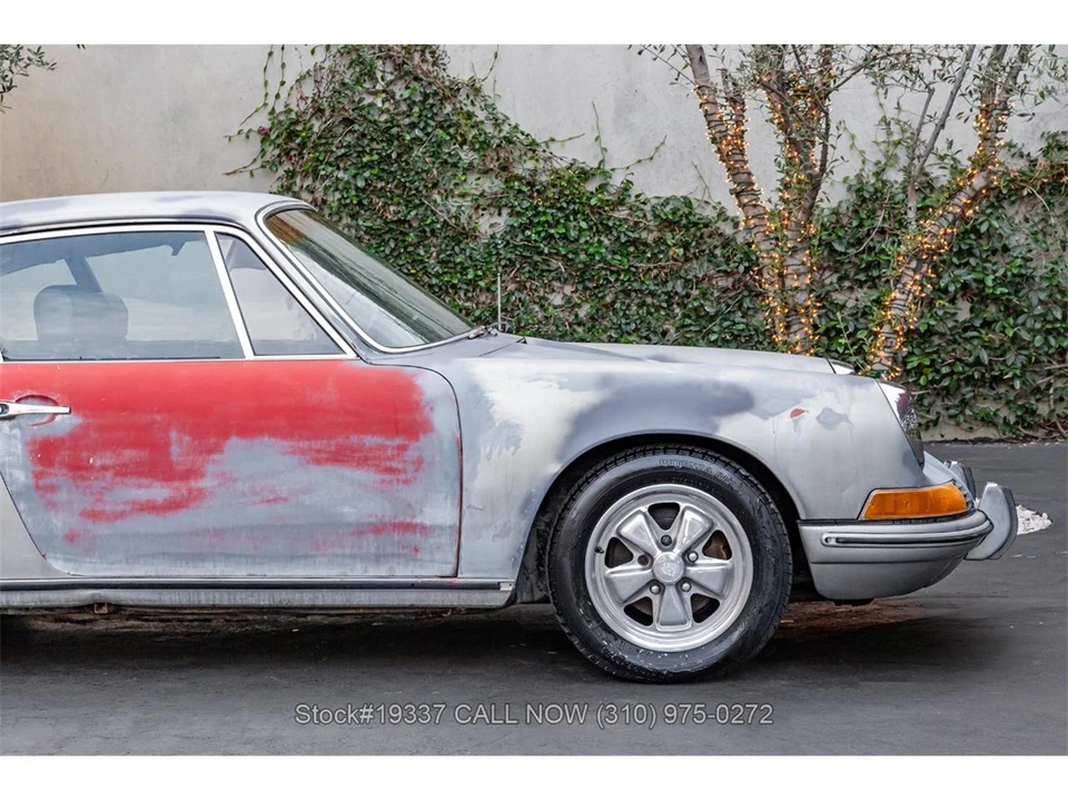 1969 Porsche 911 T F-Body LWB - Image 9 of 31