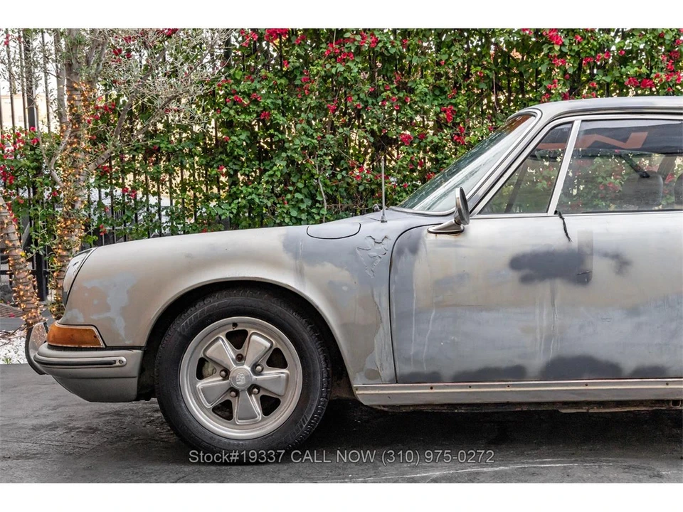 1969 Porsche 911 T F-Body LWB - Image 11 of 31