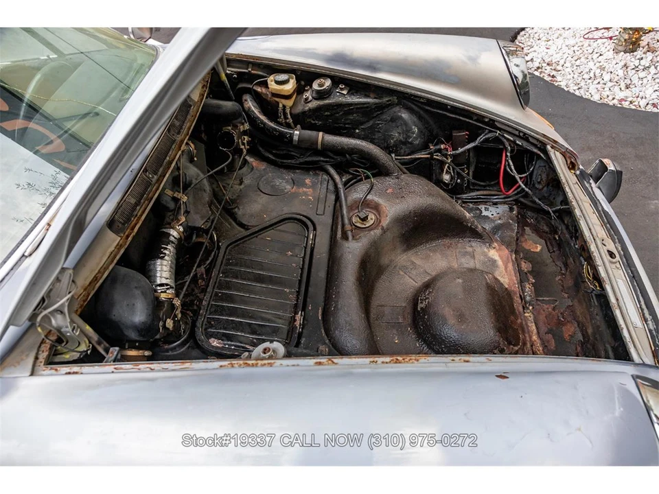 1969 Porsche 911 T F-Body LWB - Image 24 of 31