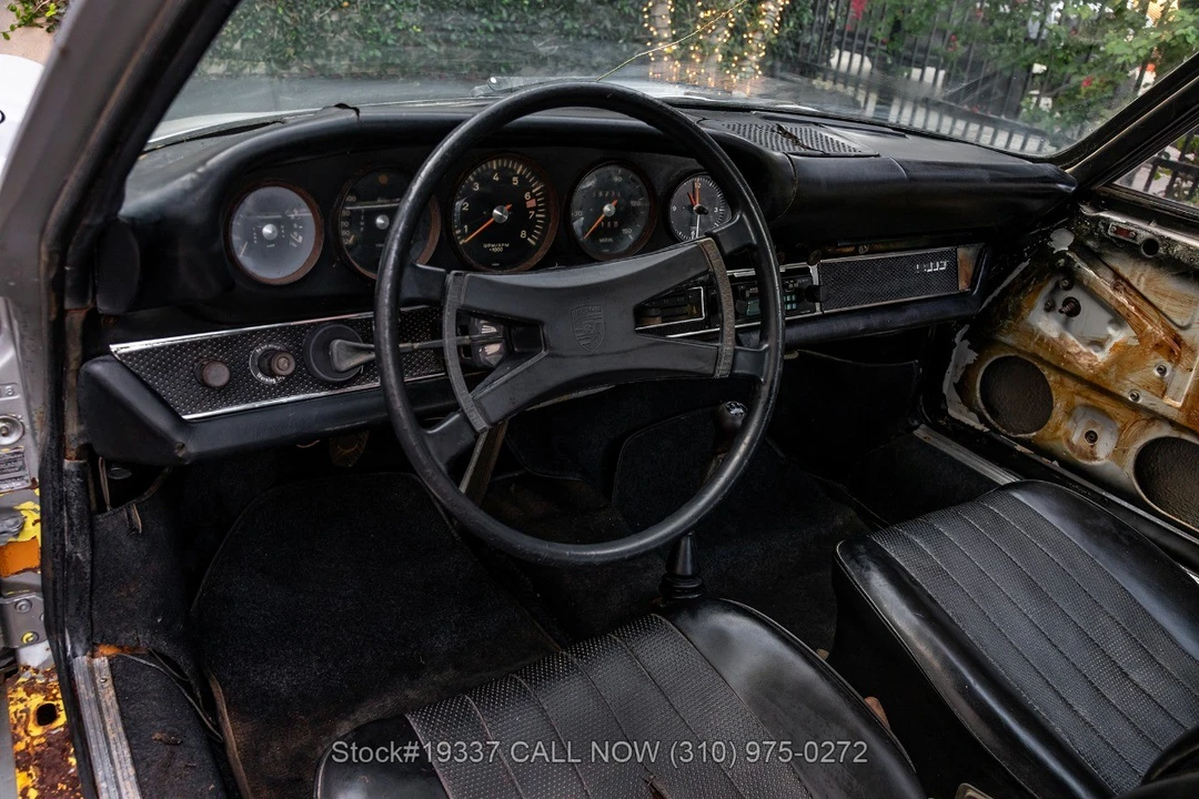 1969 Porsche 911 T F-Body LWB - Image 18 of 31