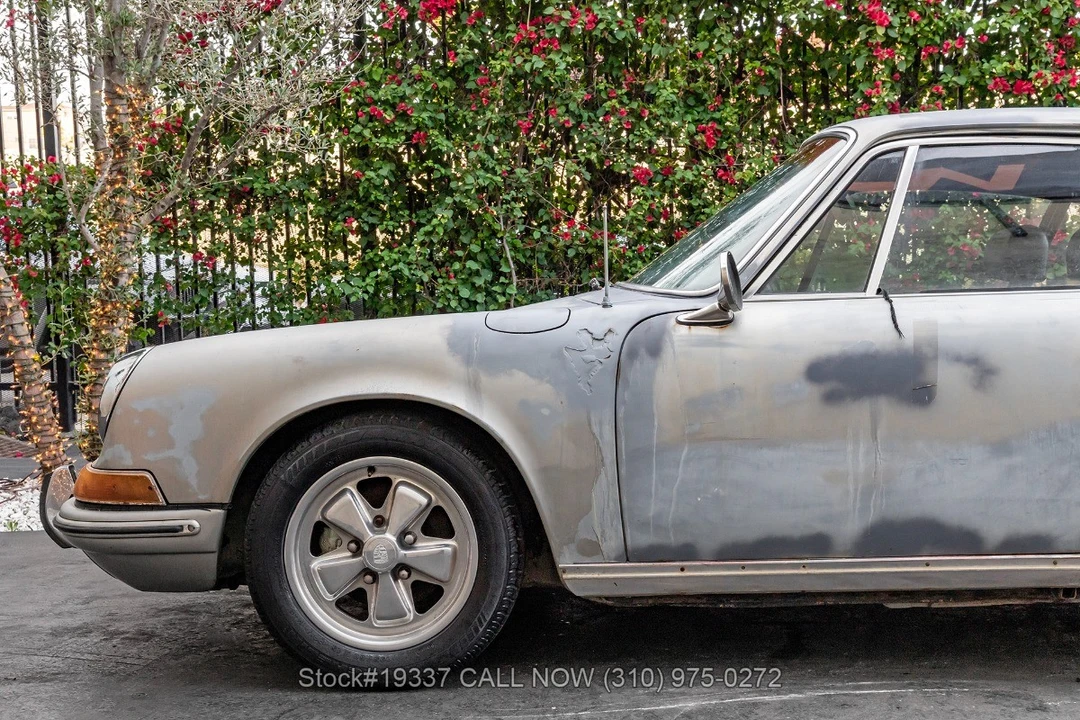 1969 Porsche 911 T F-Body LWB - Image 13 of 31