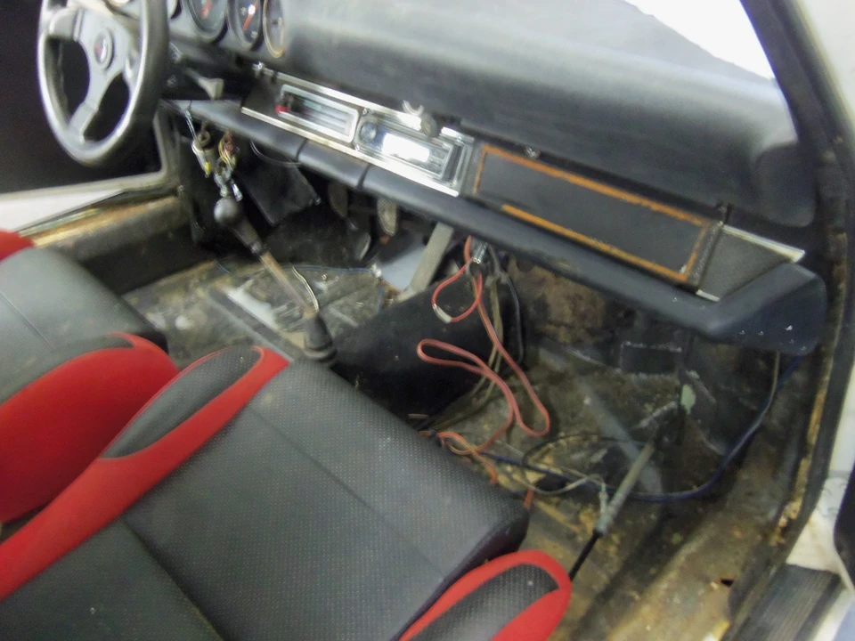 1969 Porsche 911 T F-Body LWB - Image 18 of 31