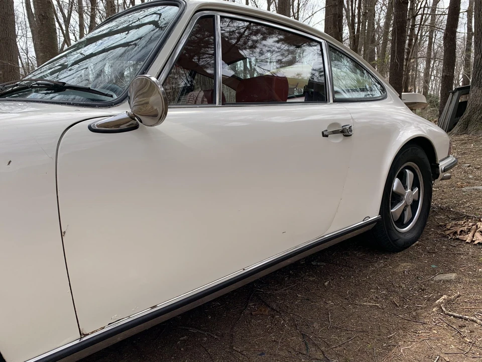 1969 Porsche 911 T F-Body LWB - Image 30 of 31
