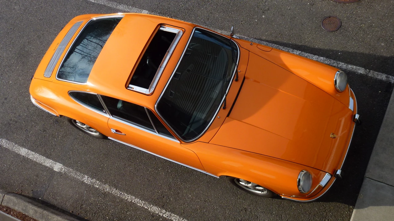 1969 Porsche 911 T F-Body LWB - Image 18 of 31