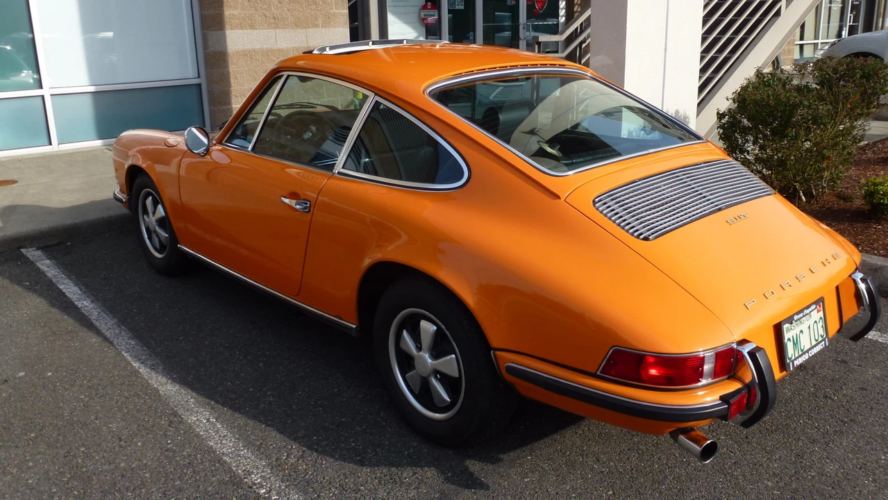 1969 Porsche 911 T F-Body LWB - Image 9 of 31