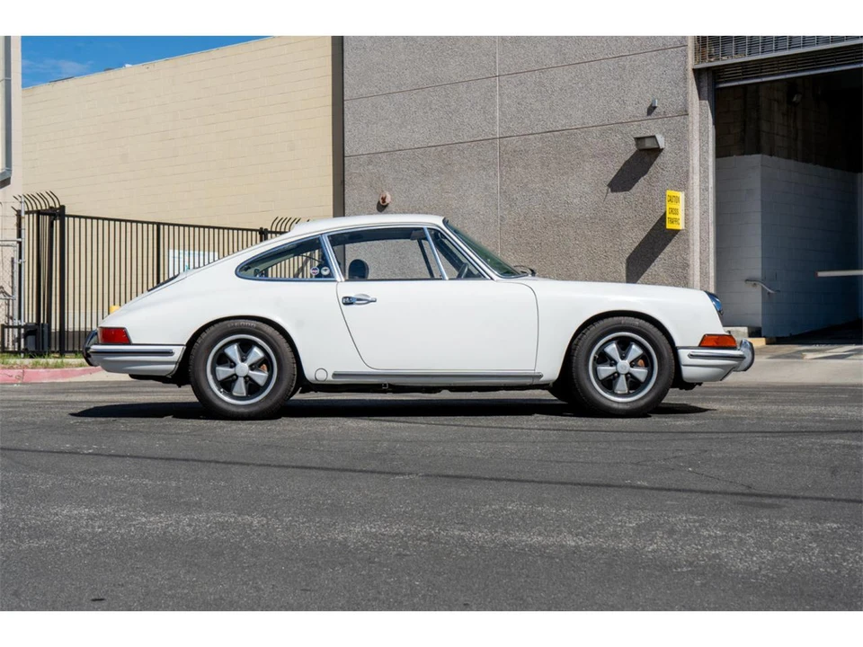 1969 Porsche 912 - Image 8 of 24