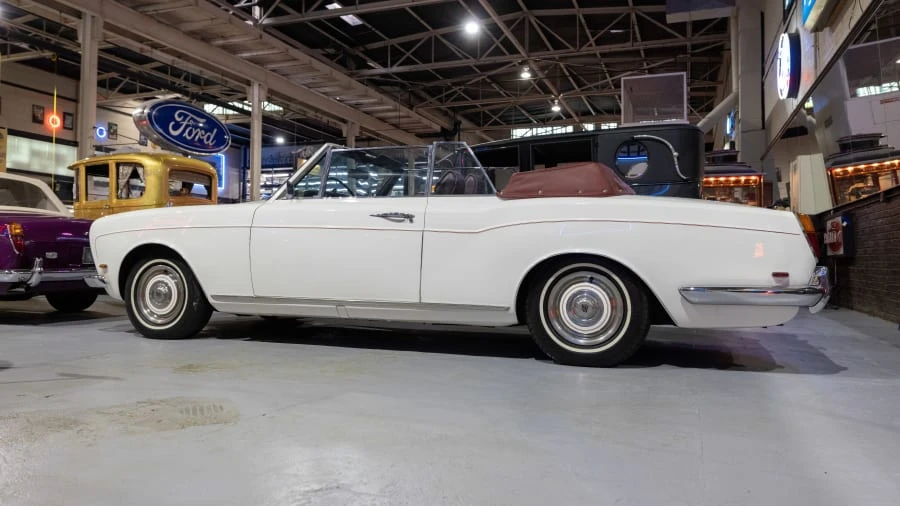 1969 Rolls-Royce Corniche - Image 2 of 31