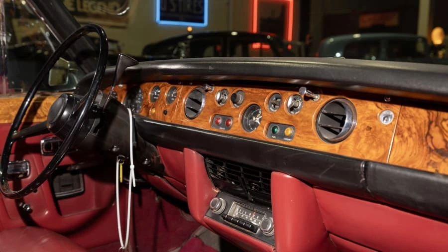 1969 Rolls-Royce Corniche - Image 23 of 31