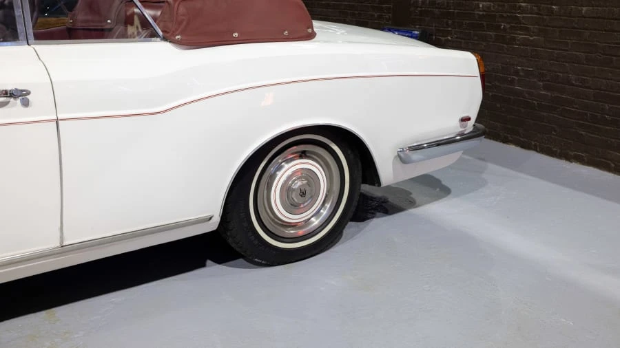 1969 Rolls-Royce Corniche - Image 10 of 31