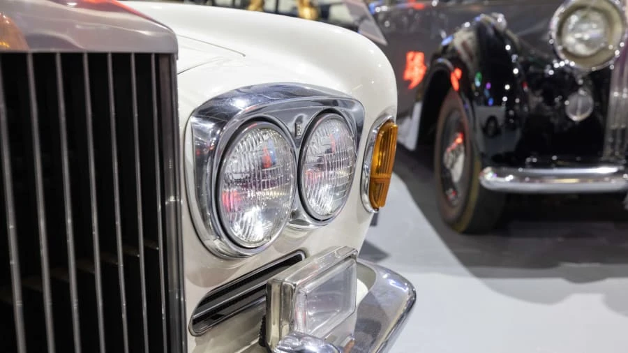 1969 Rolls-Royce Corniche - Image 9 of 31
