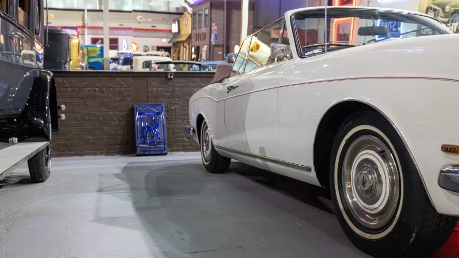 1969 Rolls-Royce Corniche - Image 17 of 31