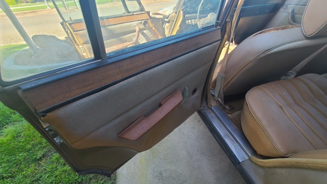 1969 Rover - Image 10 of 19