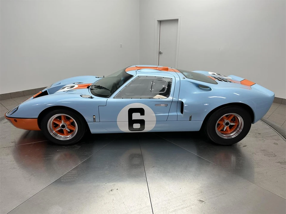 1969 Superformance - Image 6 of 28