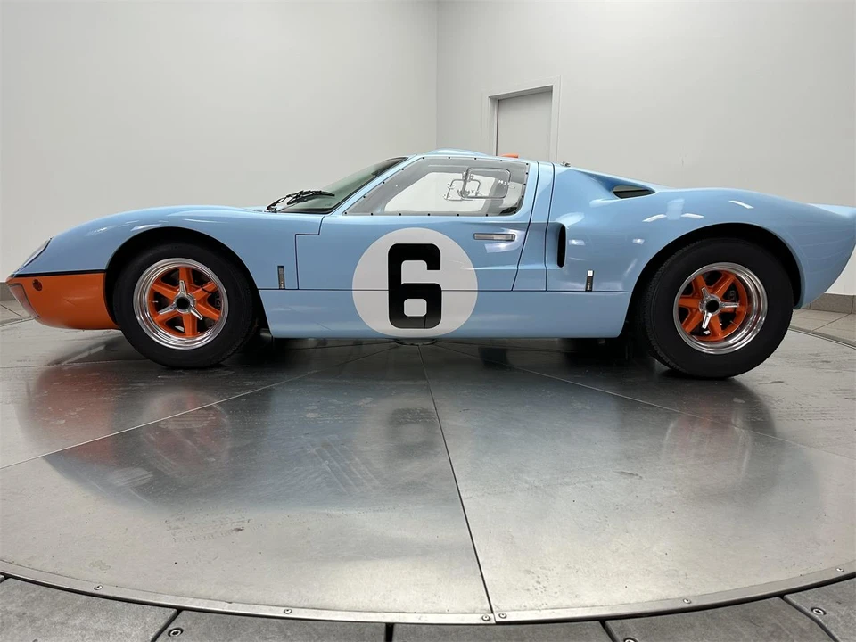 1969 Superformance - Image 7 of 28