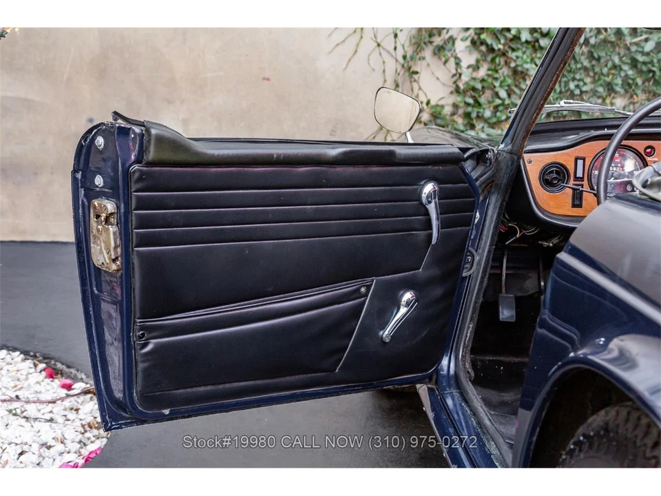 1969 Triumph TR6 (US-spec) - Image 19 of 31