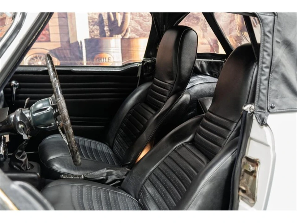 1969 Triumph TR6 (US-spec) - Image 11 of 22