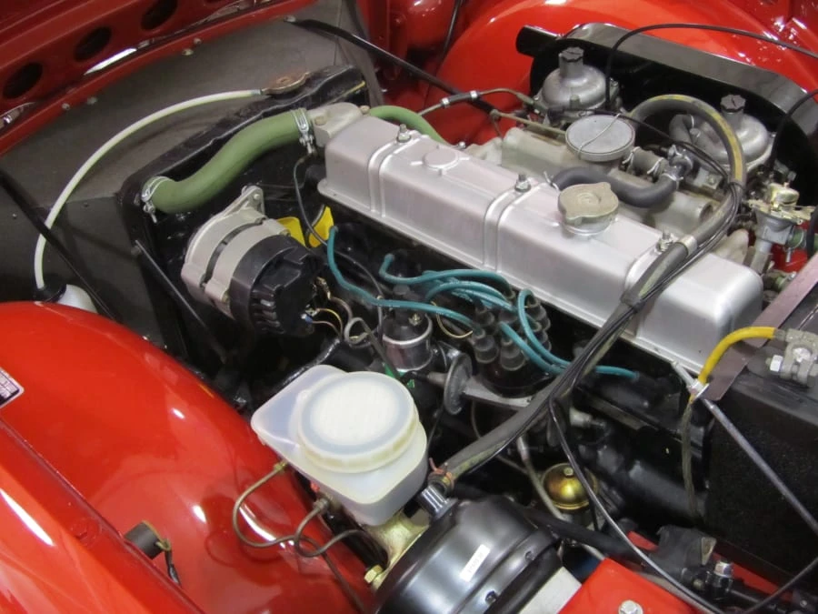 1969 Triumph TR6 (US-spec) - Image 3 of 5