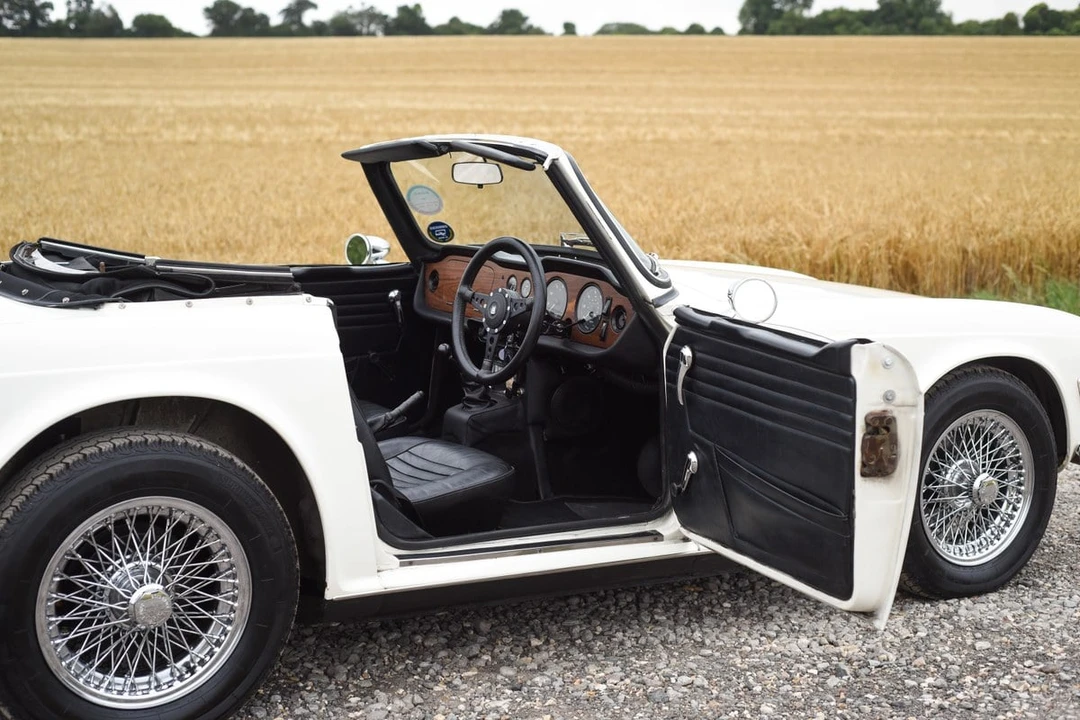 1968 Triumph TR6 CF Injected - Image 9 of 30