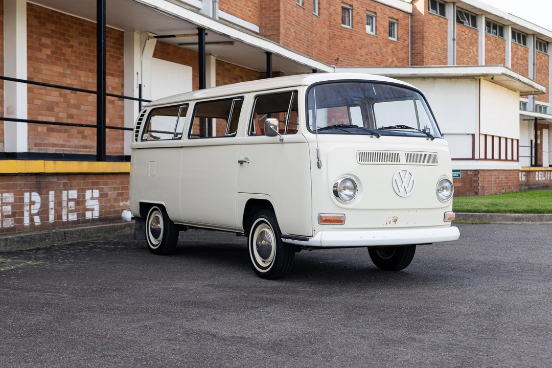 1969 Volkswagen Bay-Window Bus - Image 3 of 31