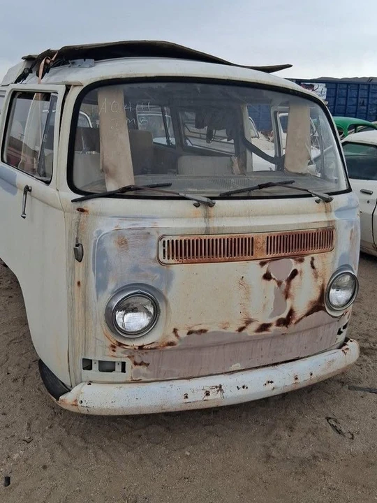1969 Volkswagen Bay-Window Camper - Image 3 of 12