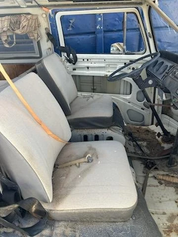 1969 Volkswagen Bay-Window Camper - Image 9 of 12