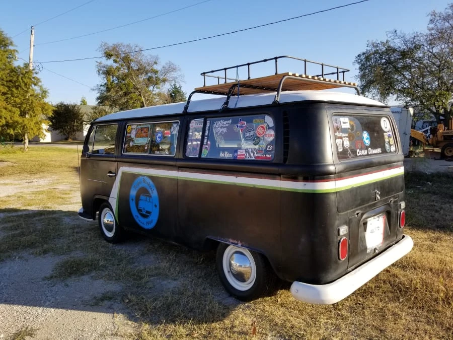 1969 Volkswagen Bay-Window Bus - Image 2 of 9