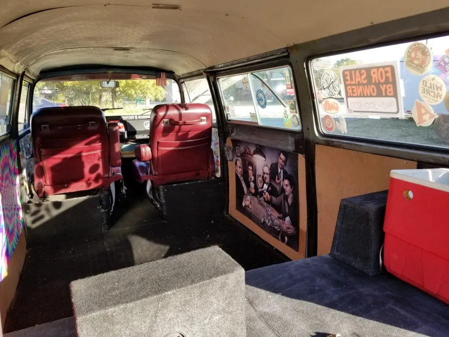 1969 Volkswagen Bay-Window Bus - Image 5 of 9
