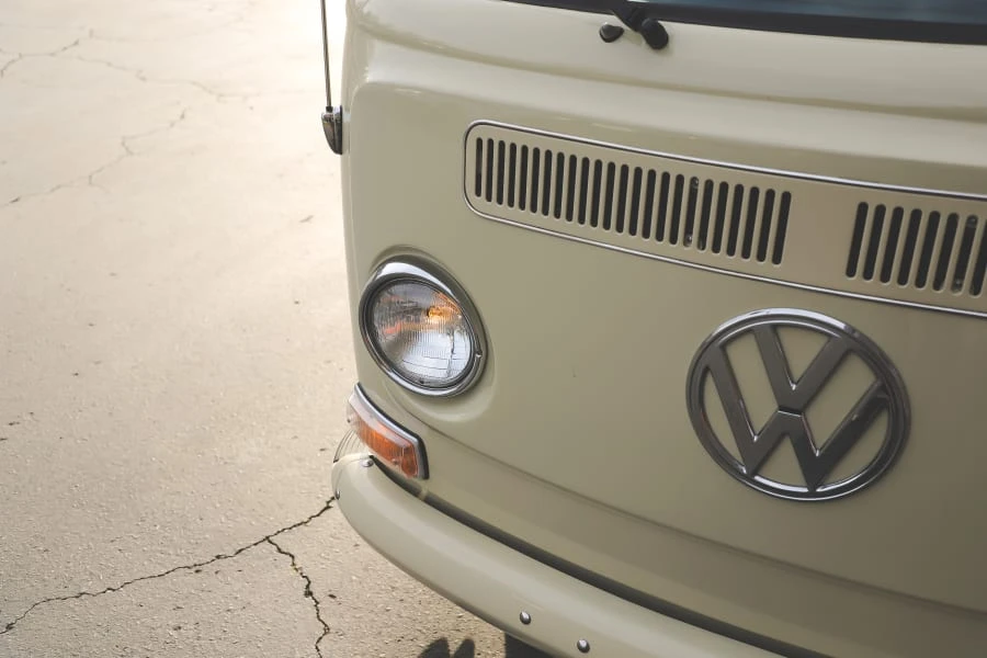 1969 Volkswagen Bay-Window Bus - Image 15 of 31