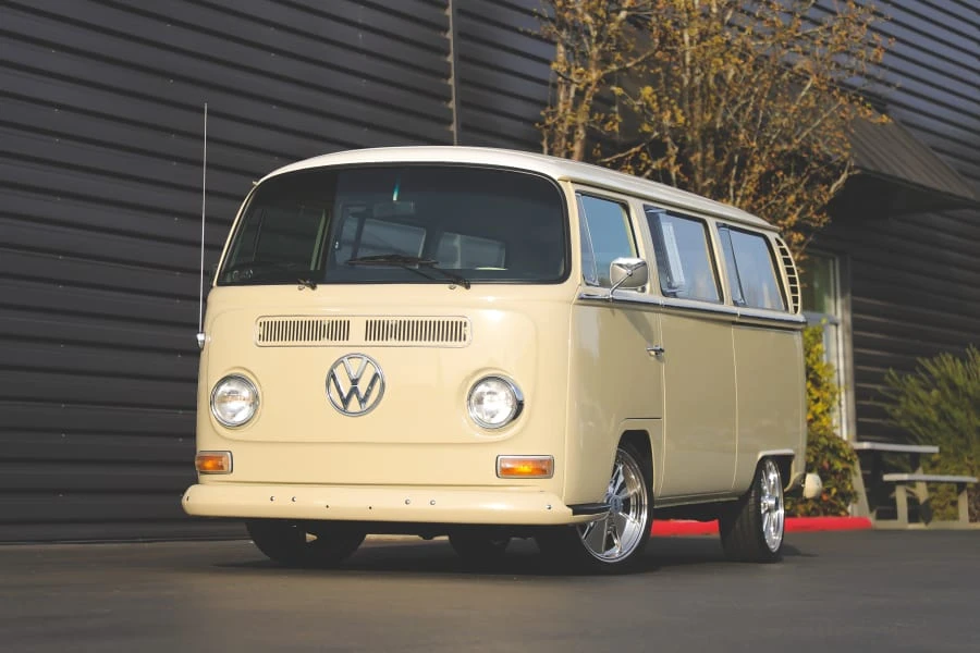 1969 Volkswagen Bay-Window Bus - Image 18 of 31