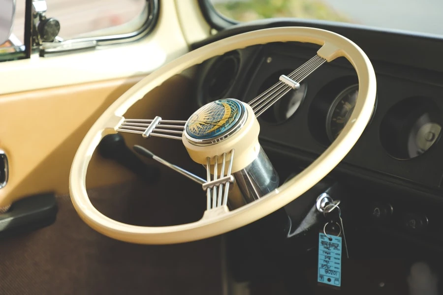 1969 Volkswagen Bay-Window Bus - Image 29 of 31