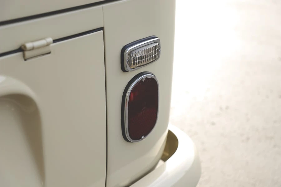 1969 Volkswagen Bay-Window Bus - Image 7 of 31