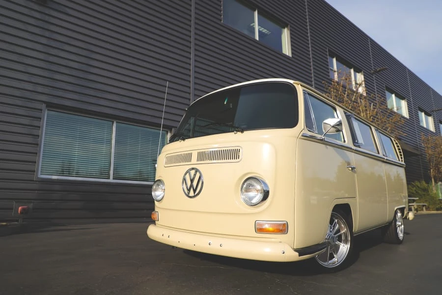 1969 Volkswagen Bay-Window Bus - Image 19 of 31