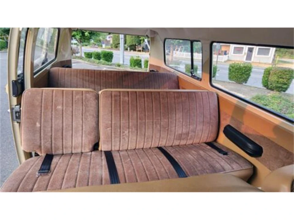 1969 Volkswagen Bay-Window Bus - Image 11 of 22