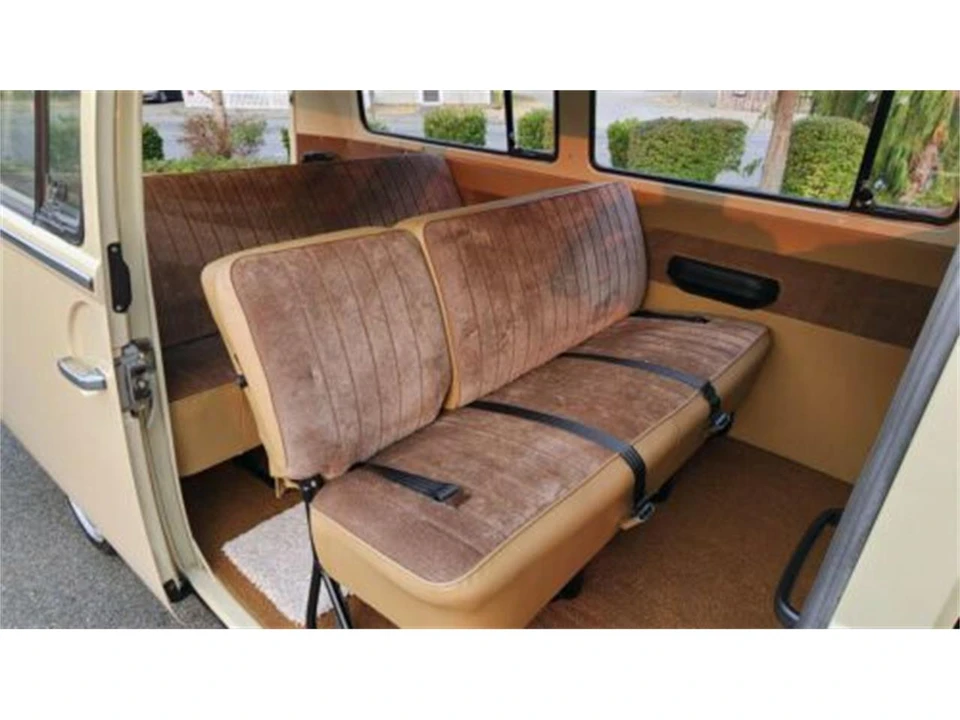 1969 Volkswagen Bay-Window Bus - Image 12 of 22