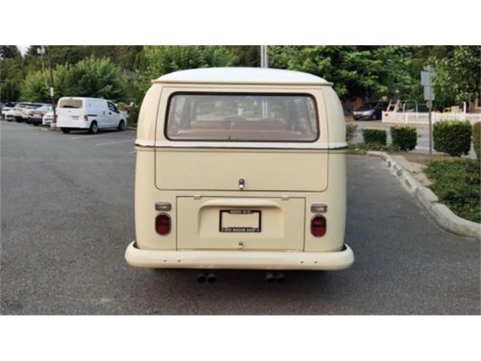 1969 Volkswagen Bay-Window Bus - Image 15 of 22